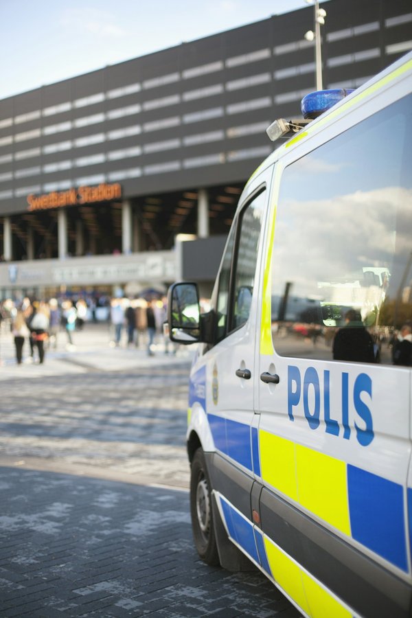 Lettrage camionnette : améliorez la visibilité de votre entreprise